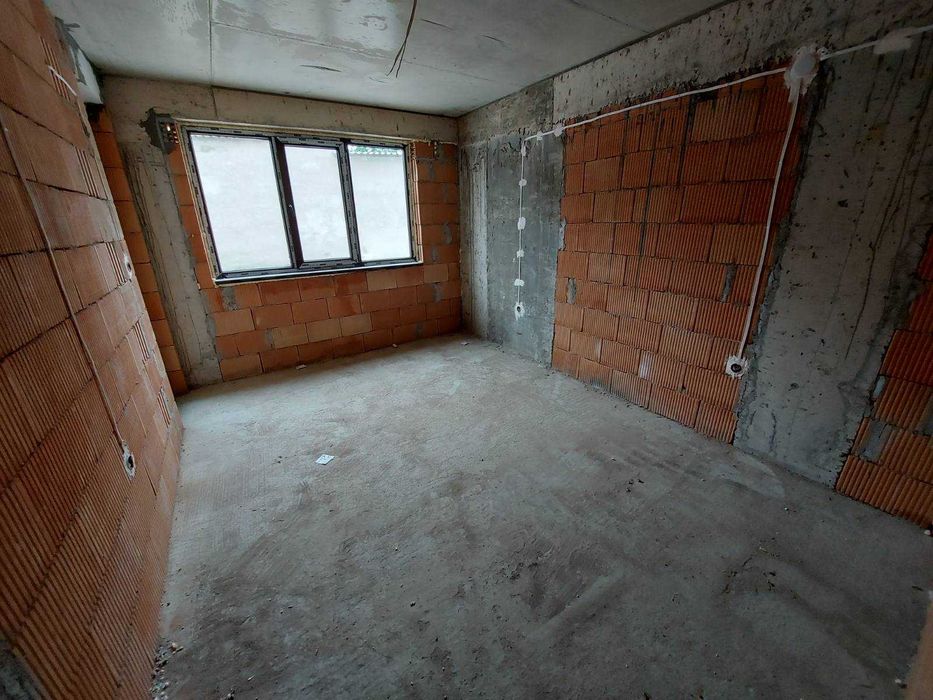 Продава се Тристаен апартамент в Търговище, Боровец - 120 кв.м за 935 €/кв.м - Снимка #4