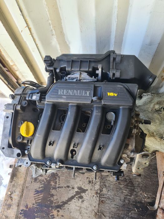 Продам голову двигателя Renault 16v. И сам двигатель.