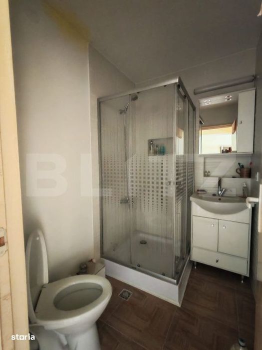 Apartament cu 2 camere de vanzare - zona Decebal