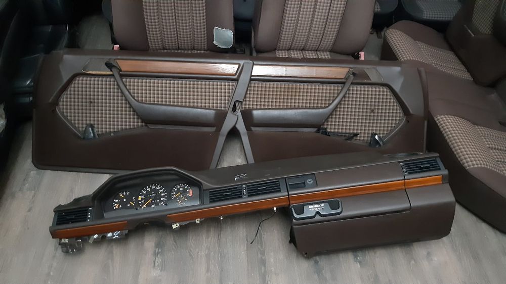 124 мерседес шахматный комплект