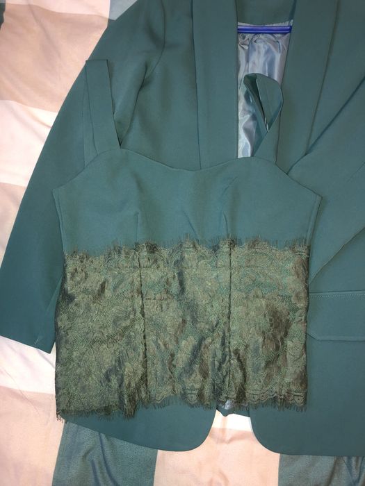 Тройка кастюм шим тез ва арзон сотилади.