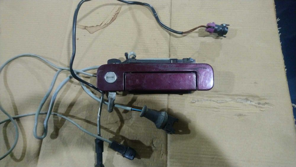 Ручка двери левая АУДИ А6