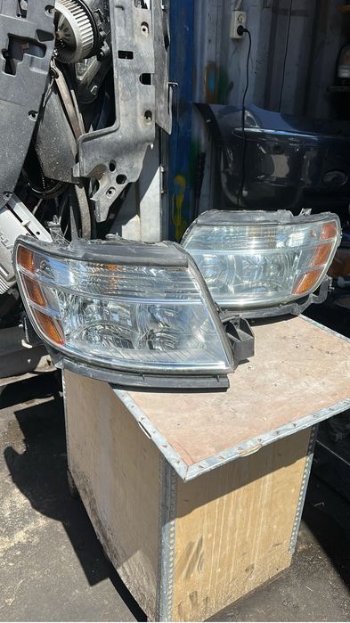 Фары на Ford Taurus