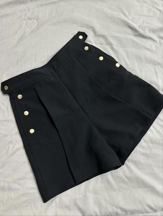 Шорты от ZARA женские