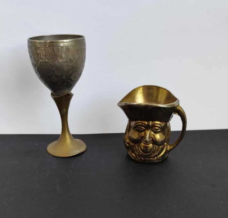 Колекционерски метални и каменни фигурки от различни държави