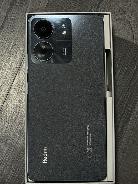 Телефон Redmi 13C