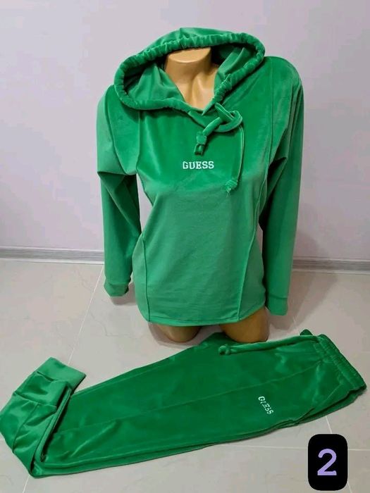 Trening dama catifea 170lei