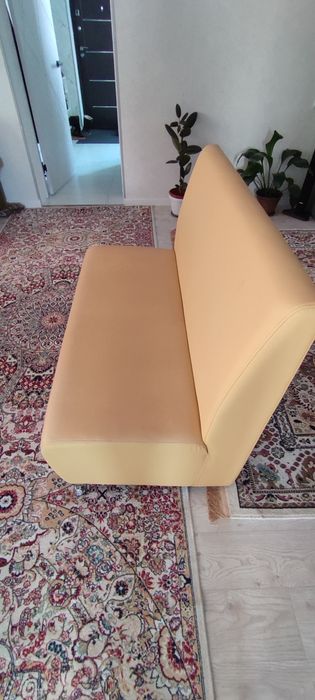 Маленький диваны две штуки