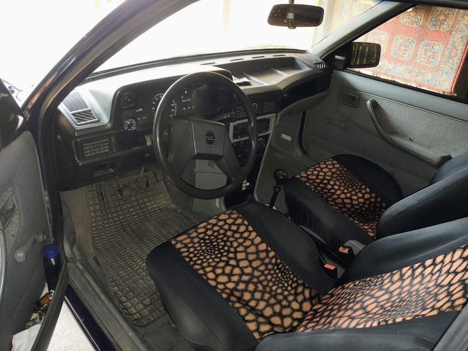 Vand Opel Kadett E