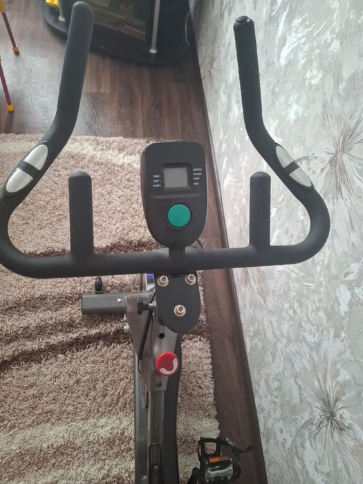 Велотренажор профессиональный