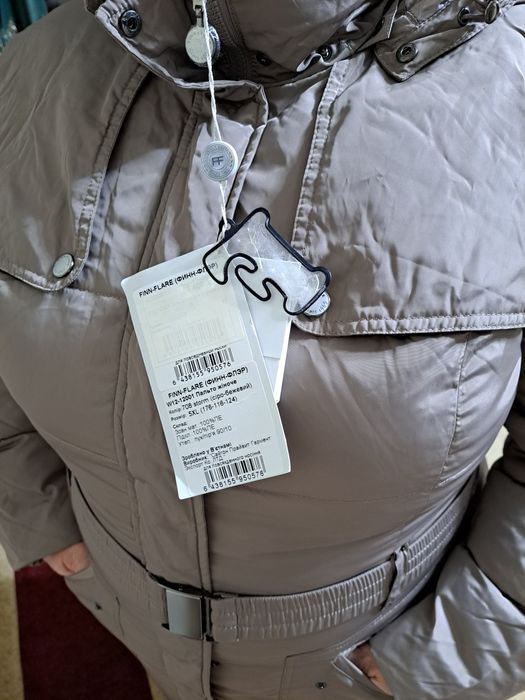 Продаю женский пуховик