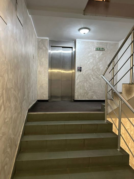 Дава се под наем Тристаен апартамент в Стара Загора, Център - 100 кв.м за 650 € - Снимка #9