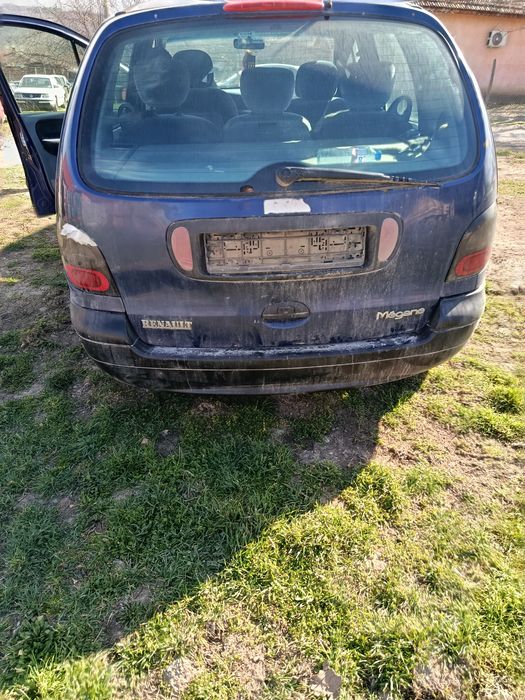 Renault Megane 1.6 бензин на части