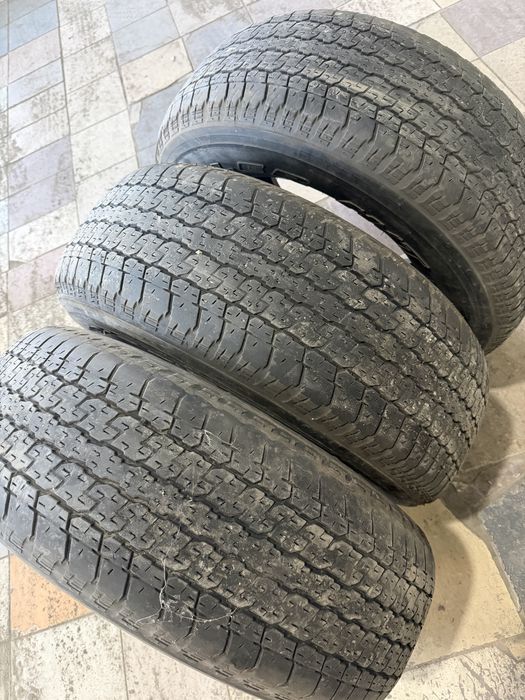 Продам 3 шины Bridgestone