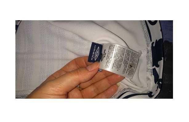 Bluza/ Tricou Umbro England alb/bleomarin fara maneci, tematica UK, M