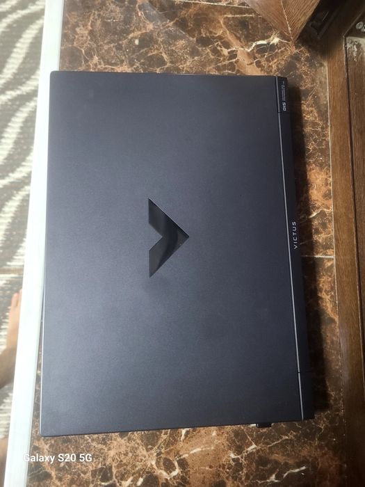 Hp victus gaming laptop sotiladi 10/9