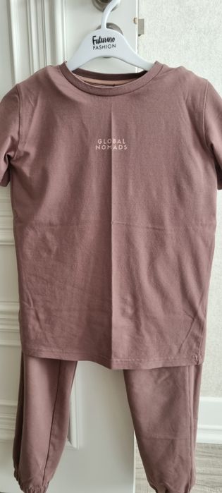 Спортивный костюм,