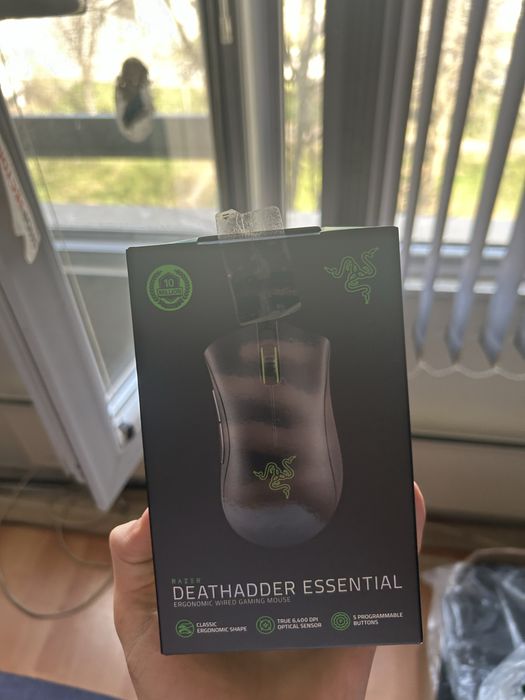 Геймърски компютър с целия сетъп