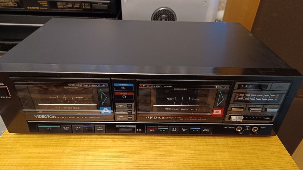 Магнитофон Videoton