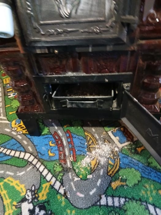 Sobă teracotă cu plită