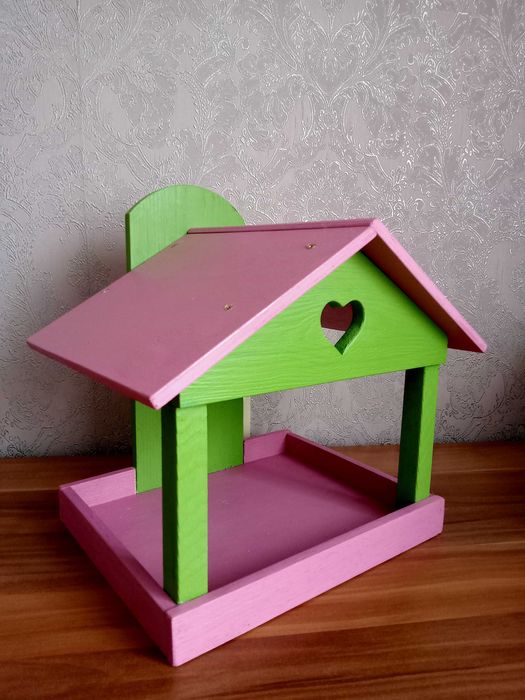 Кормушки  для  птиц, белок