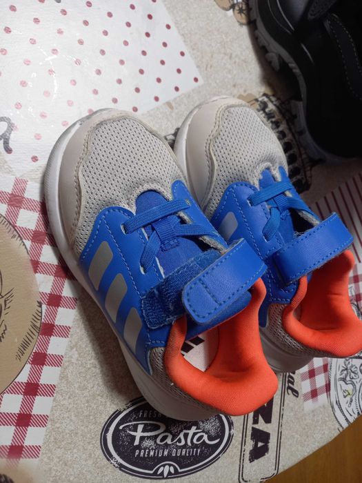 Детски маратонки и боти от  21 до 30  Nike & Adidas