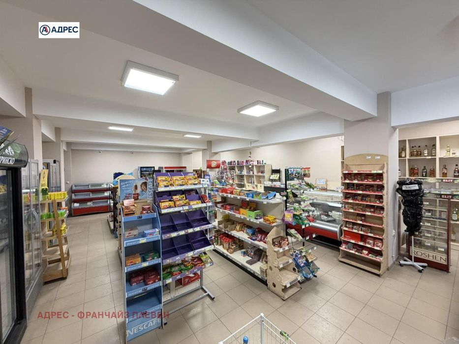 Продава се Магазин в с. Горна Митрополия, Област Плевен - 260 кв.м за 334 €/кв.м - Снимка #2