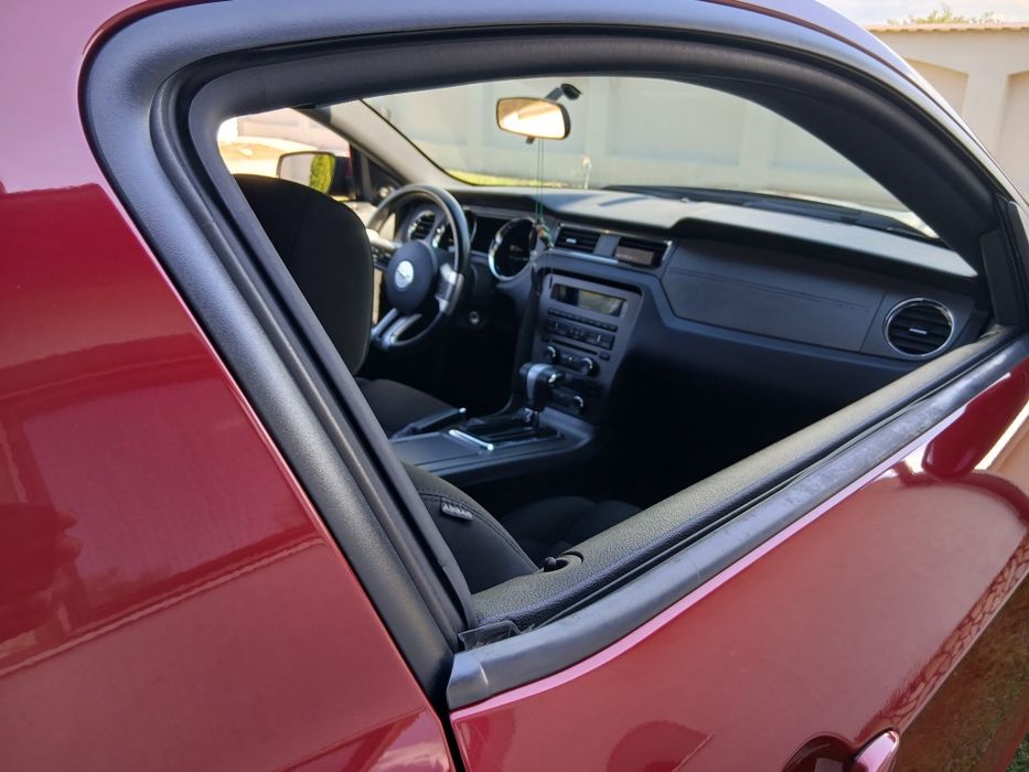 Schimb ford mustang