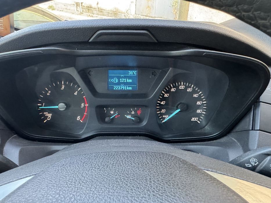 Ford Transit 2.2 TDCI autoutilitară amenajată pentru service mobil