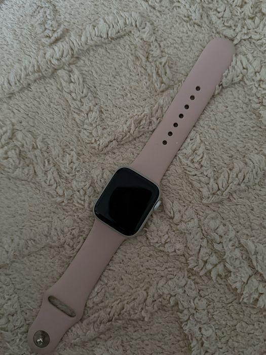 Продам Apple watch 6