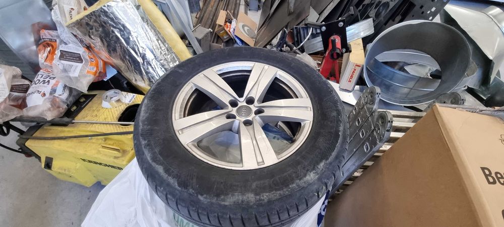 Алуминиеви джанти с гуми  за AUDI Q7 2016 255/60/R19