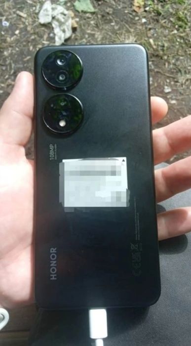 Продам Honor x7 128gb 8ядерный+турбо
