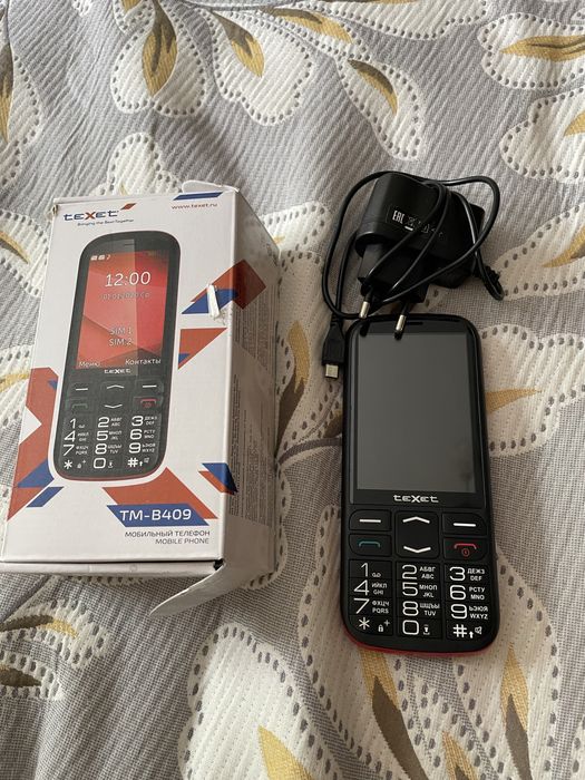 Мобильный телефон