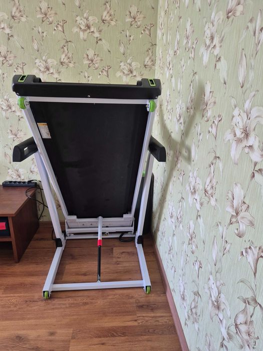 Продам беговую дорожку Torneo Note