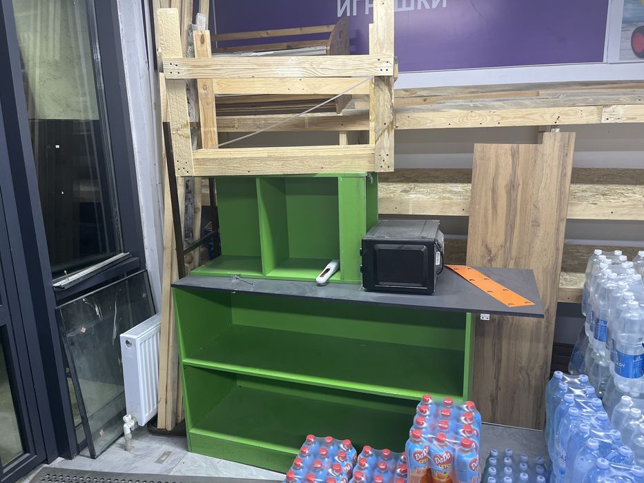 продам полки срочно