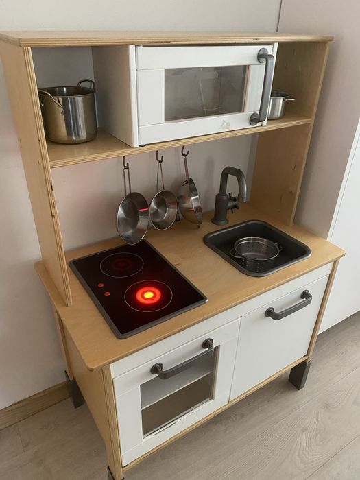 Bucatarie cu vase copii ikea