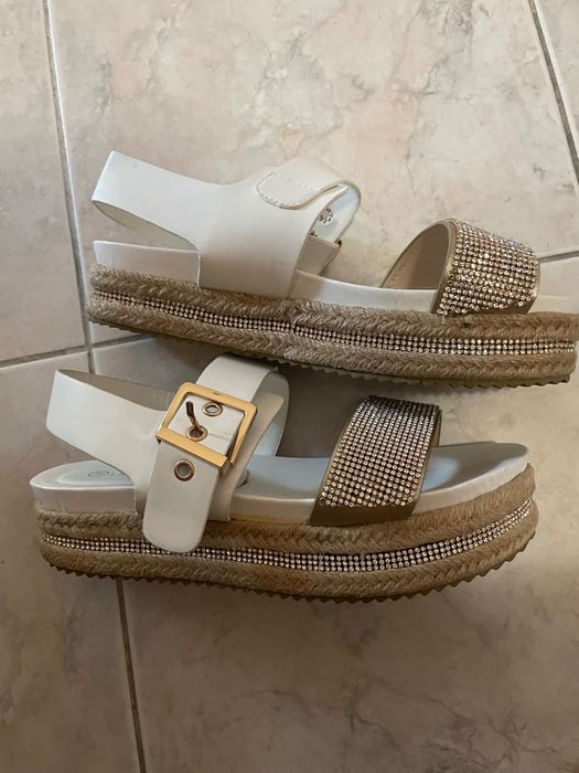 Дамски сандали Laura Biaggiotti