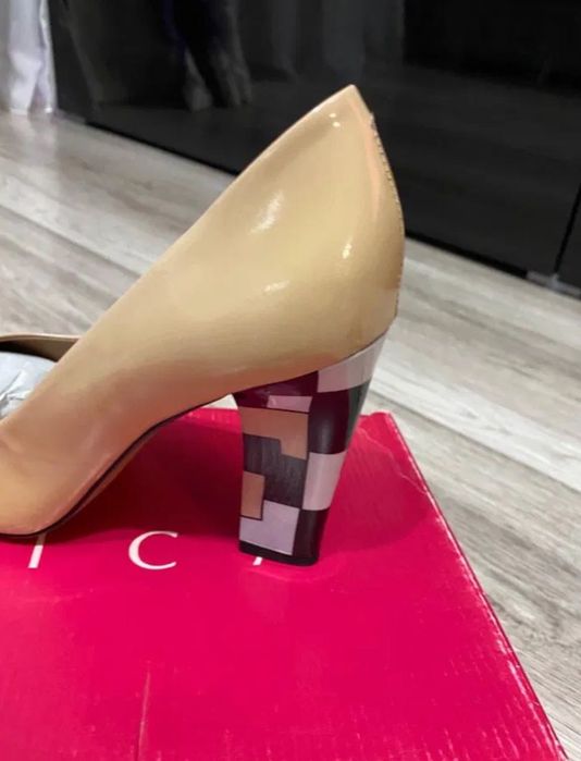 Pantofi Epica marimea 37