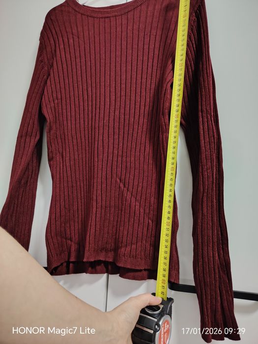 Тънко пуловерче Бордо и топъл обемен суичър райе