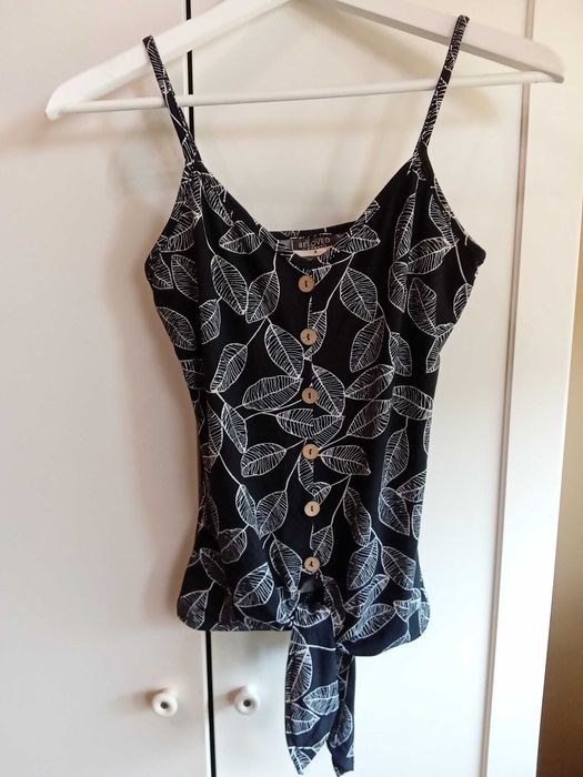 Дамски топ различни видове и размери