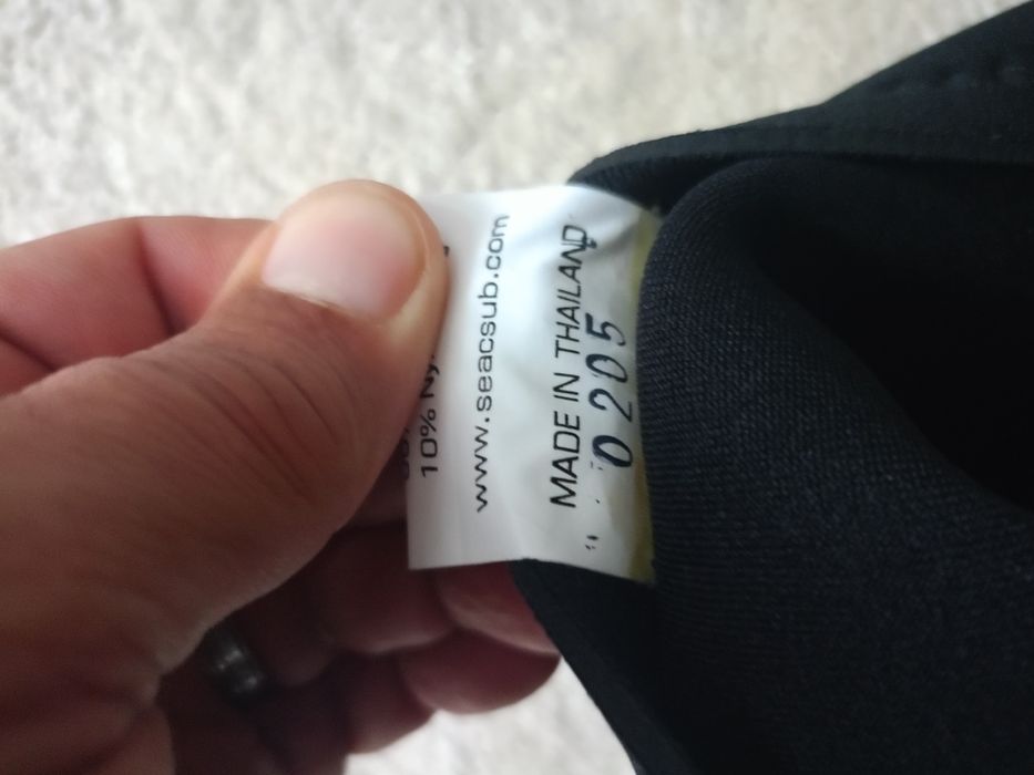 Vând costum scufundări nautice Seac Sub, mărimea M,3mm,nou.