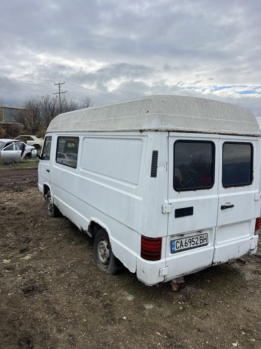 Mercedes MB 207 D , Мерцедес МБ На Части !!!