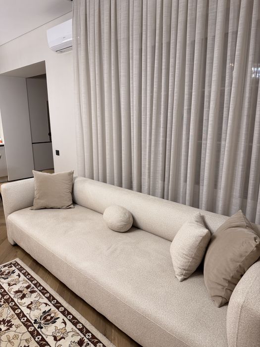 продам диван в комплекте с вращающимся креслом