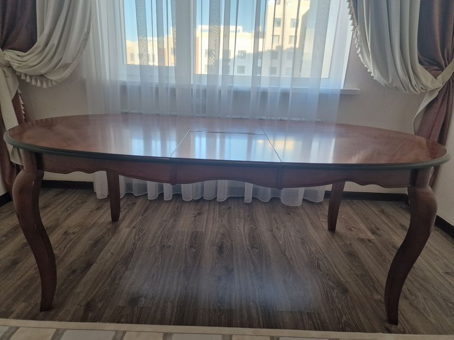 Срочно продам раскладной стол