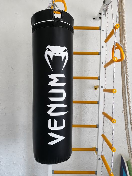Боксёрская груша Venum, отличное состояние
