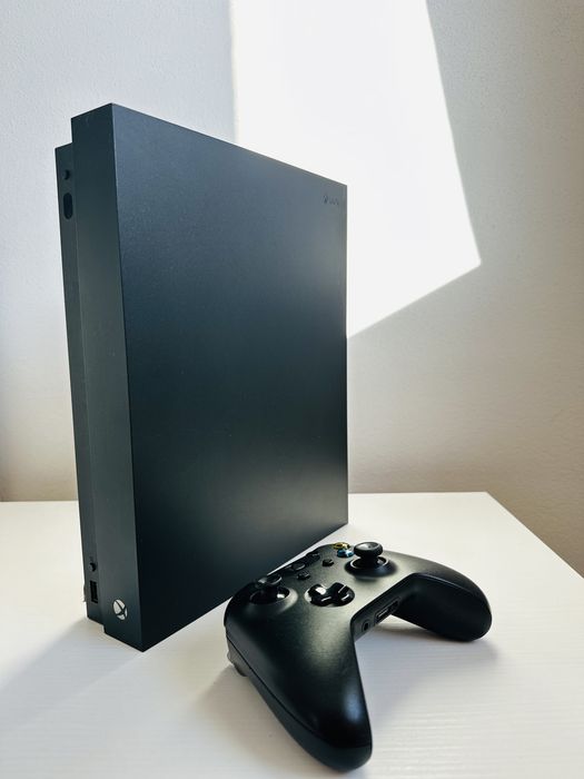 Xbox One X Impecabil