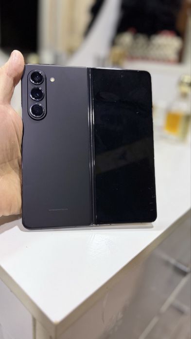 Самсунг Z Fold 5