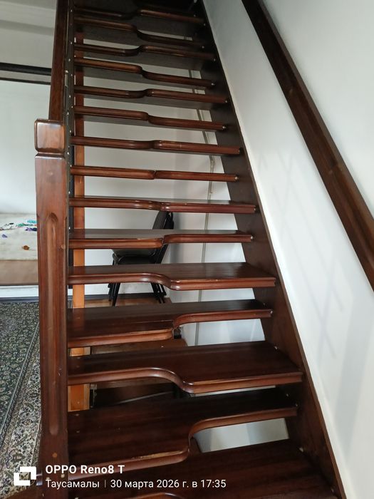 Лестница с гусинными лапками