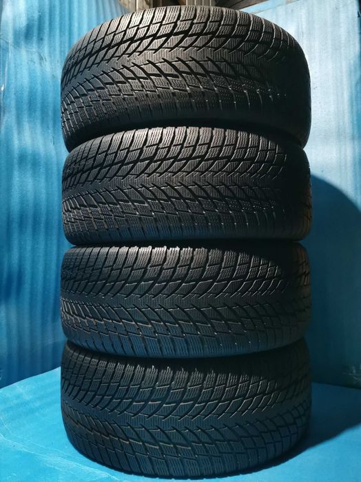 245/45 R19 - nokian m+s 4 bucati