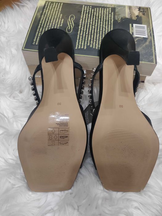 Нови Кожени чехли H&M, еспадрили Dorothy Perkins